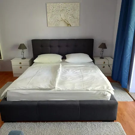 App Leo Apartment