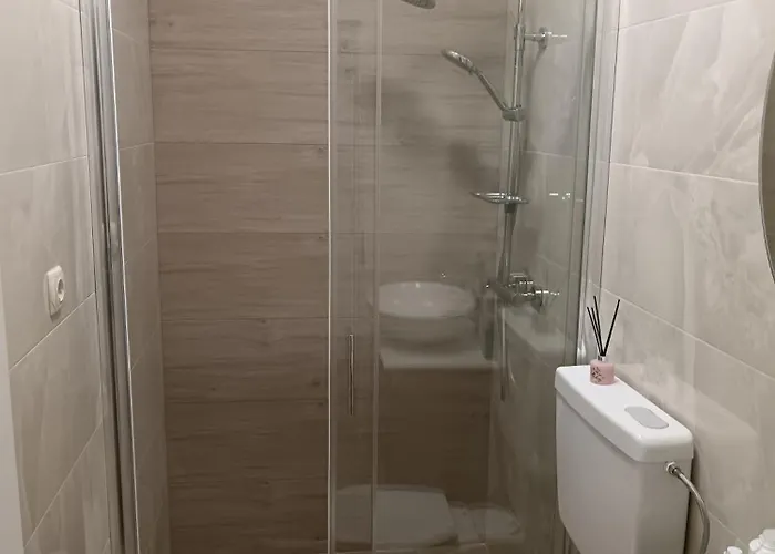 Apartman App Leo Palit